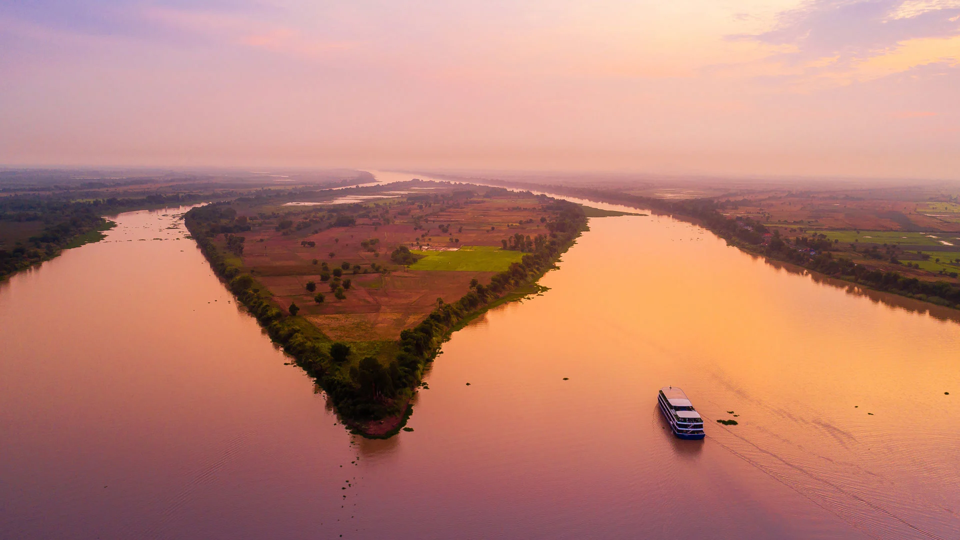 6 Countries Collaboratively Address Mekong’s Impacts