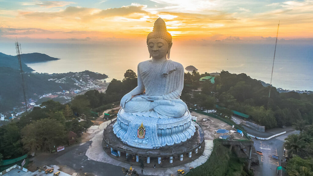 Thailandia, gli italiani tornano nel Paese del sorriso